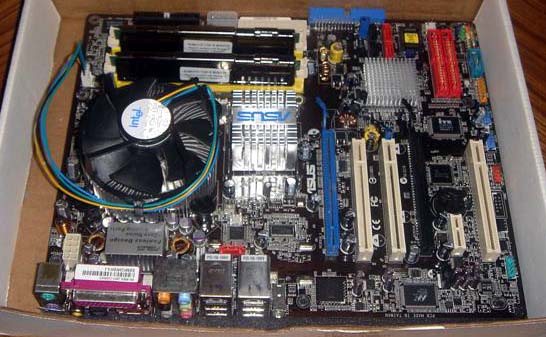 ASUS P5WD2 Premium LGA 775 Intel 955X ATX Intel + Pentium Dual Core 920 @2.8ghz~
