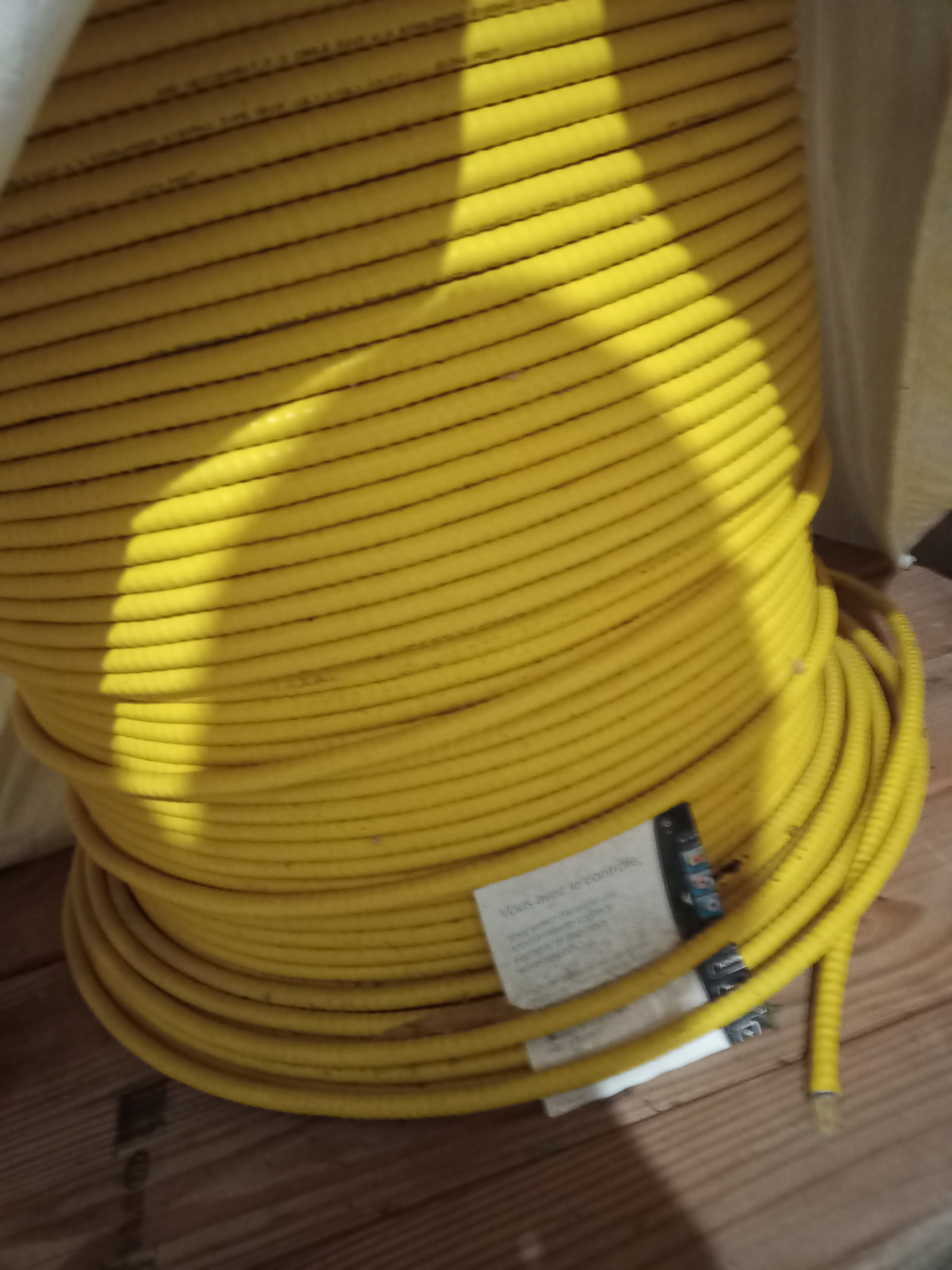 AMP NETCONNECT 6-Fiber Singlemode Plenum Cable ARMORED fiber spool