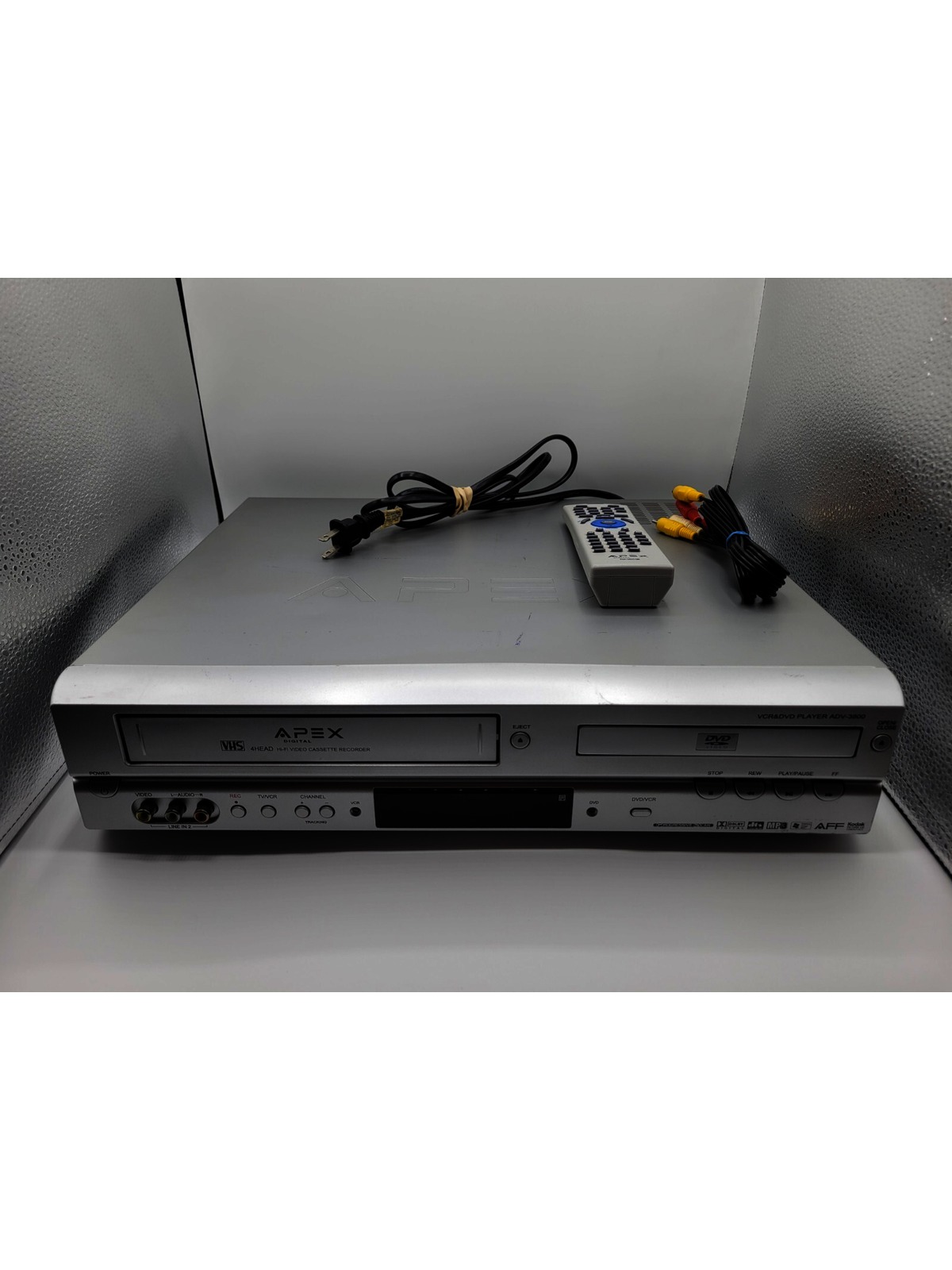 Apex ADV-3800 Progressive-Scan DVD-VCR Combo