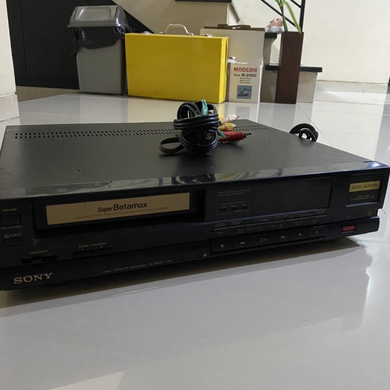 Sony SL-HRF50 Betamax Recorder Rare Made In Japan VCR